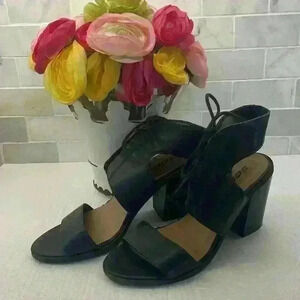 Soda Black lace up block heels, Size 7, man made materials